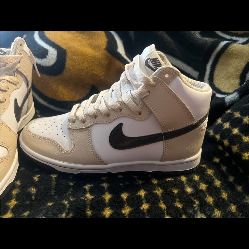 Nike Sanddrift dunks